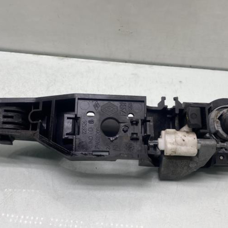 Poignee porte arriere droit RENAULT CLIO 3 Photo n°2