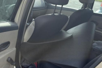 Poignee porte arriere gauche RENAULT CLIO 3