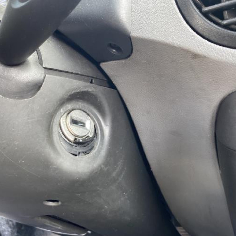 Colonne de direction FIAT PUNTO 2 Photo n°20