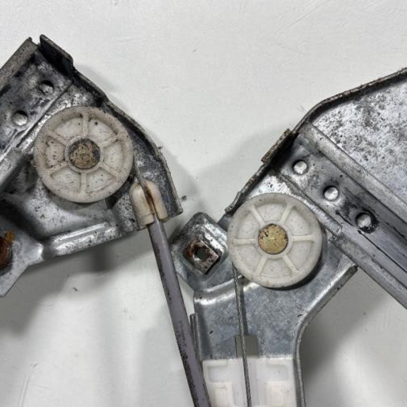 Leve vitre electrique avant droit PEUGEOT PARTNER 1 Photo n°4