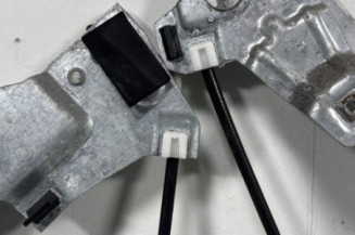 Leve vitre electrique avant droit PEUGEOT PARTNER 1