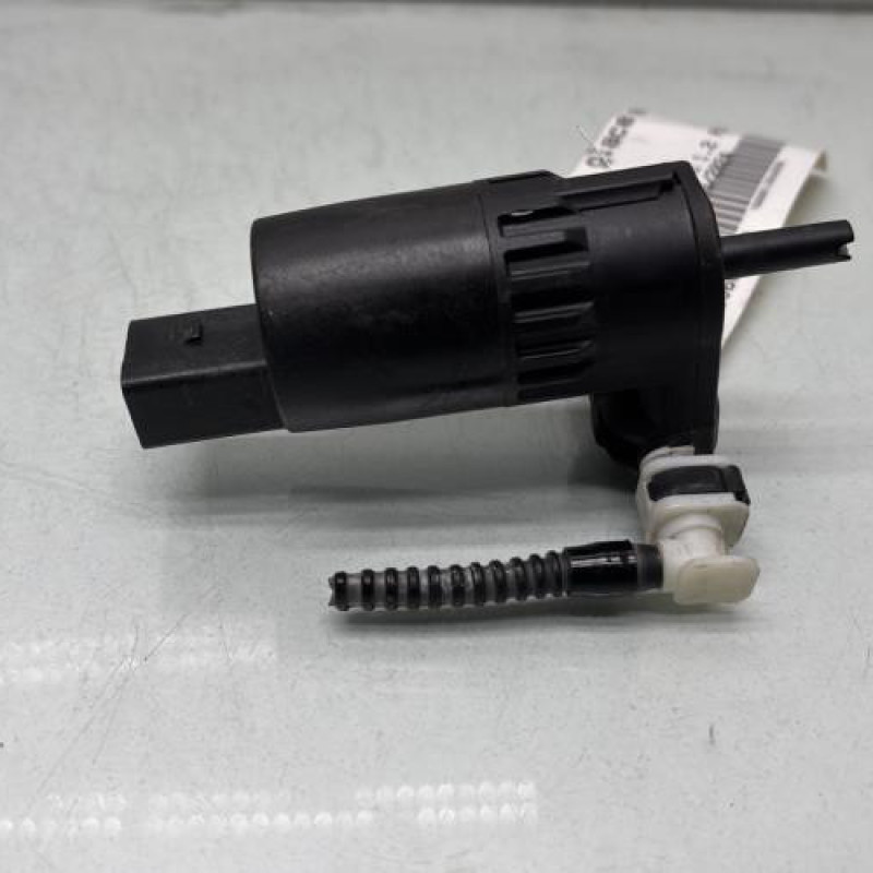 Pompe lave glace avant CITROEN C3 AIRCROSS Photo n°1