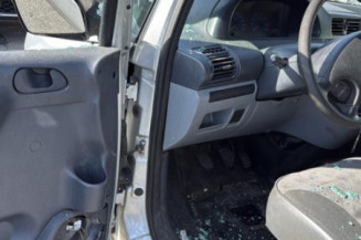 Feu arriere stop central CITROEN JUMPY 1