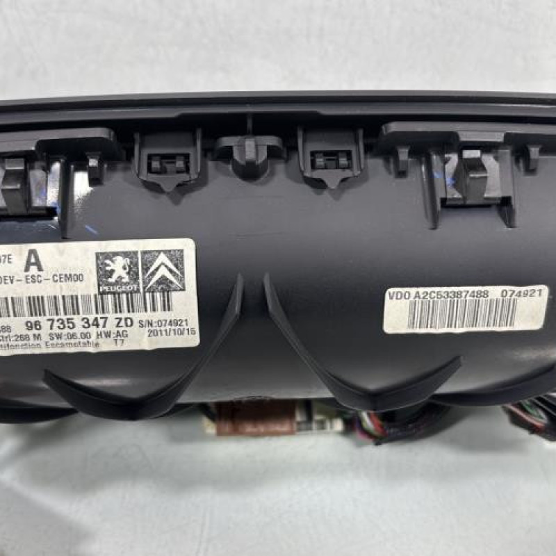 Ecran GPS PEUGEOT 308 1 Photo n°4