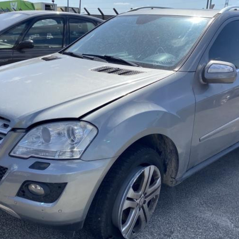 Autoradio d'origine MERCEDES CLASSE M 164 Photo n°6