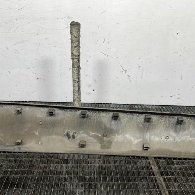 Baguette de porte arriere gauche  RENAULT TRAFIC 2 Photo n°4