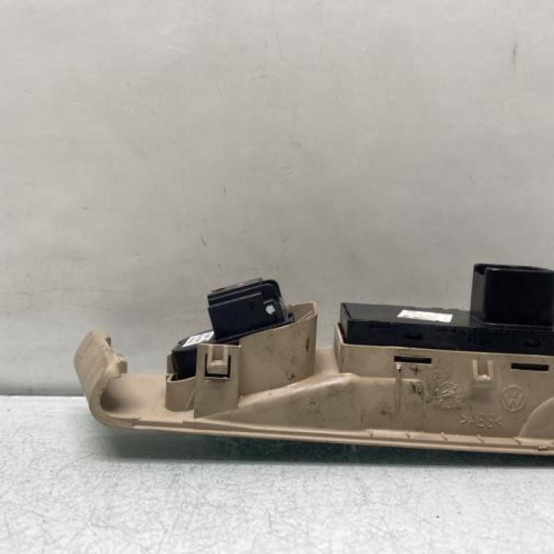 Interrupteur de leve vitre avant gauche VOLKSWAGEN PASSAT 6 Photo n°4