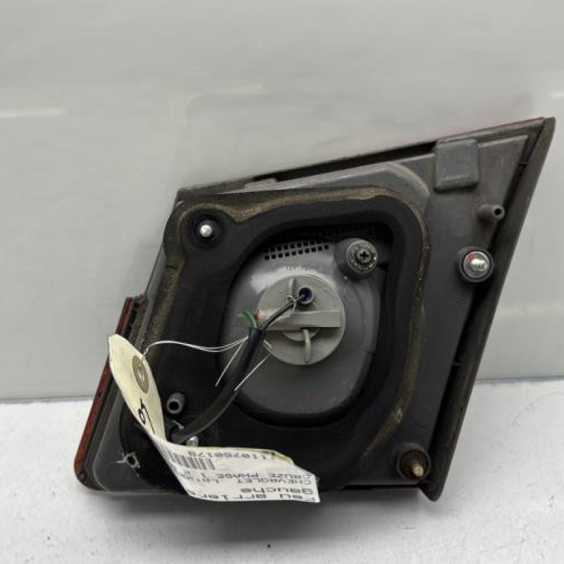 Feu arriere secondaire gauche (feux) CHEVROLET CRUZE Photo n°2