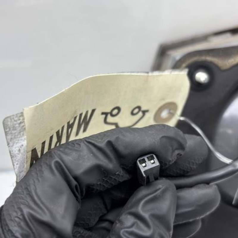 Feu arriere secondaire gauche (feux) CHEVROLET CRUZE Photo n°4