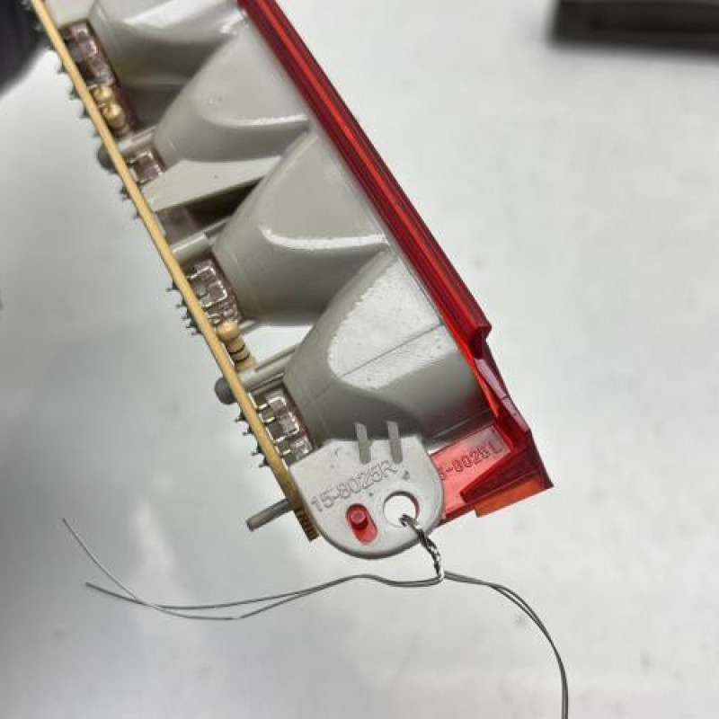 Feu arriere stop central CHEVROLET CRUZE Photo n°4