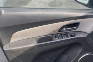 Feu arriere stop central CHEVROLET CRUZE