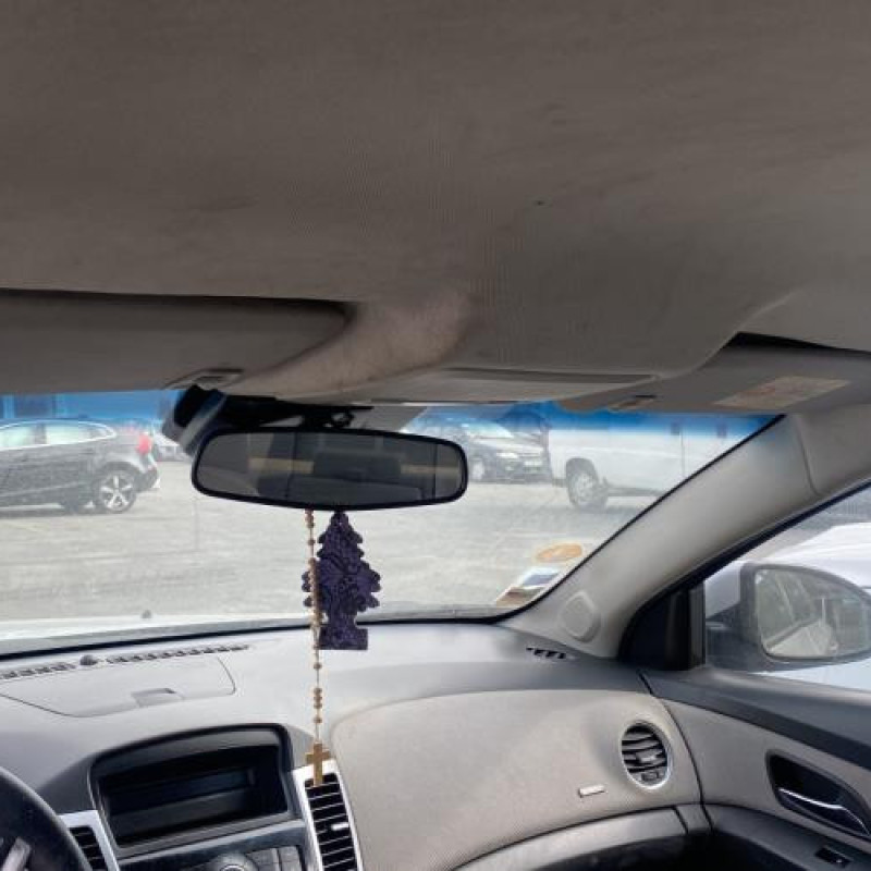 Feu arriere stop central CHEVROLET CRUZE Photo n°19