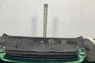 Calandre RENAULT CLIO 2 Photo n°1