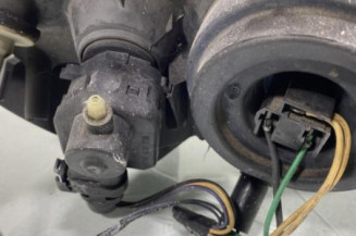 Optique avant principal gauche (feux)(phare) RENAULT CLIO 2