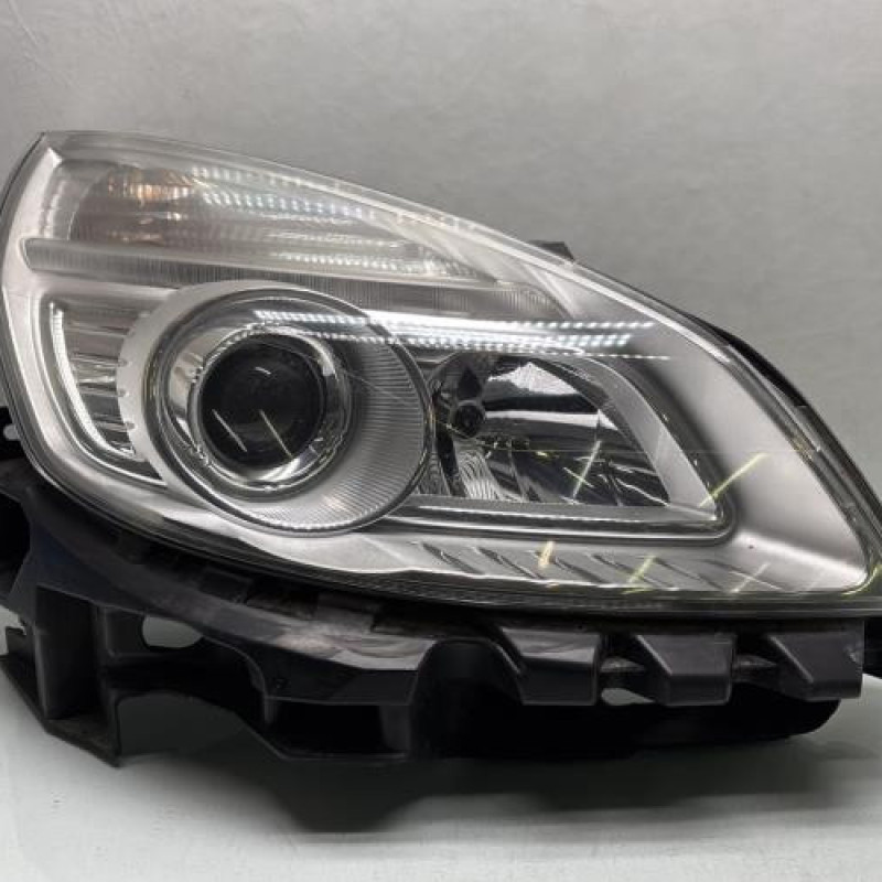 Optique avant principal droit (feux)(phare) RENAULT SCENIC 2 Photo n°1