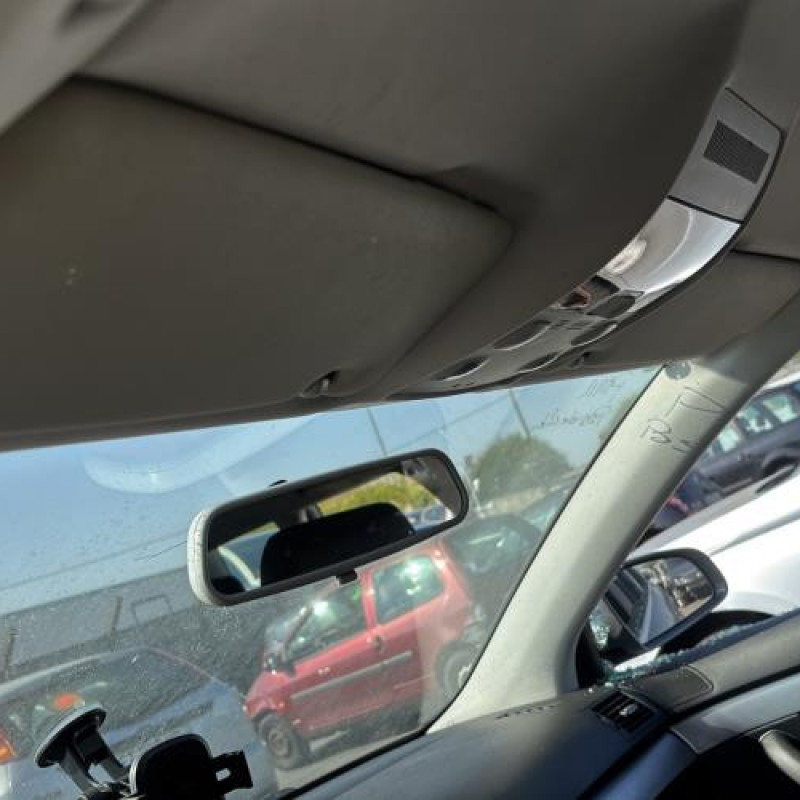 Feu arriere secondaire droit (feux) AUDI A4 2 Photo n°13