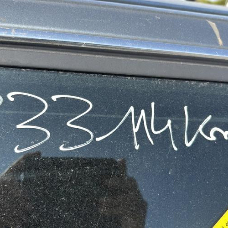 Feu arriere secondaire droit (feux) AUDI A4 2 Photo n°19