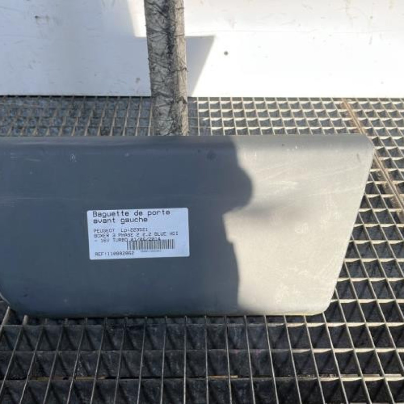 Baguette de porte avant gauche PEUGEOT BOXER 3 Photo n°1