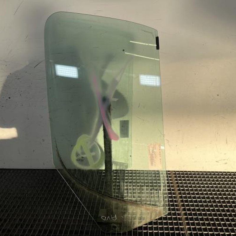 Vitre avant droit PEUGEOT BOXER 3 Photo n°1