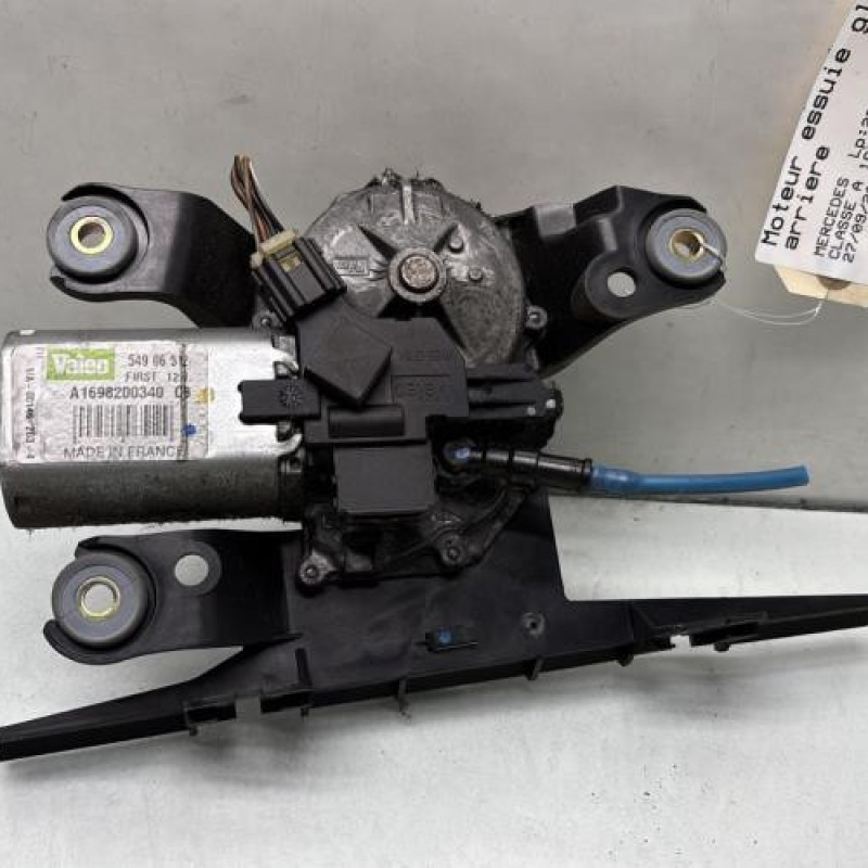Moteur essuie glace arriere MERCEDES CLASSE A 169 Photo n°2