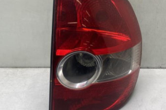 Feu arriere principal droit (feux) VOLKSWAGEN FOX Photo n°1