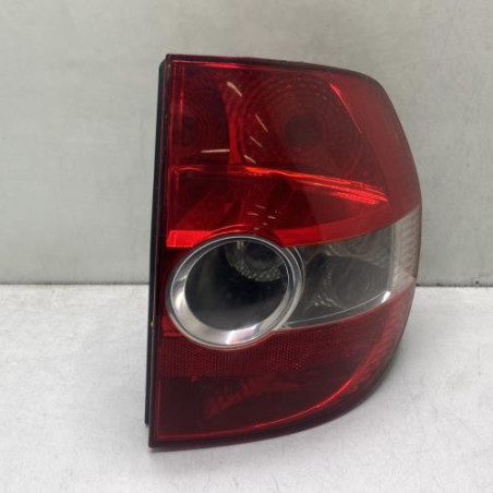 Feu arriere principal droit (feux) VOLKSWAGEN FOX Photo n°1