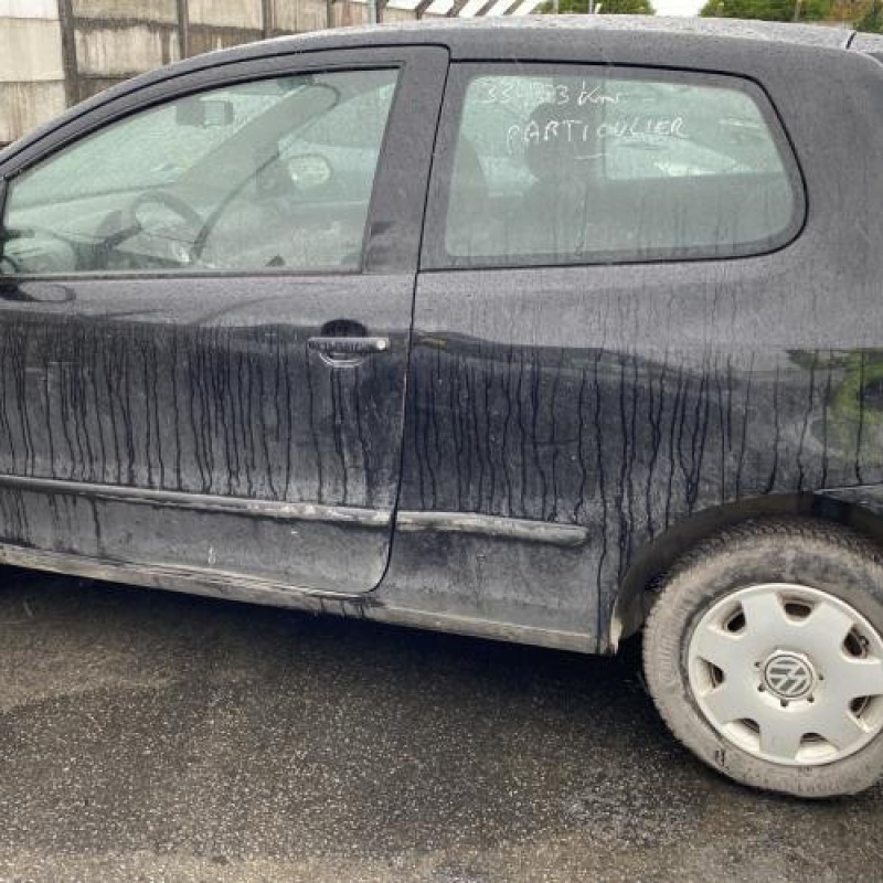 Feu arriere principal droit (feux) VOLKSWAGEN FOX Photo n°9