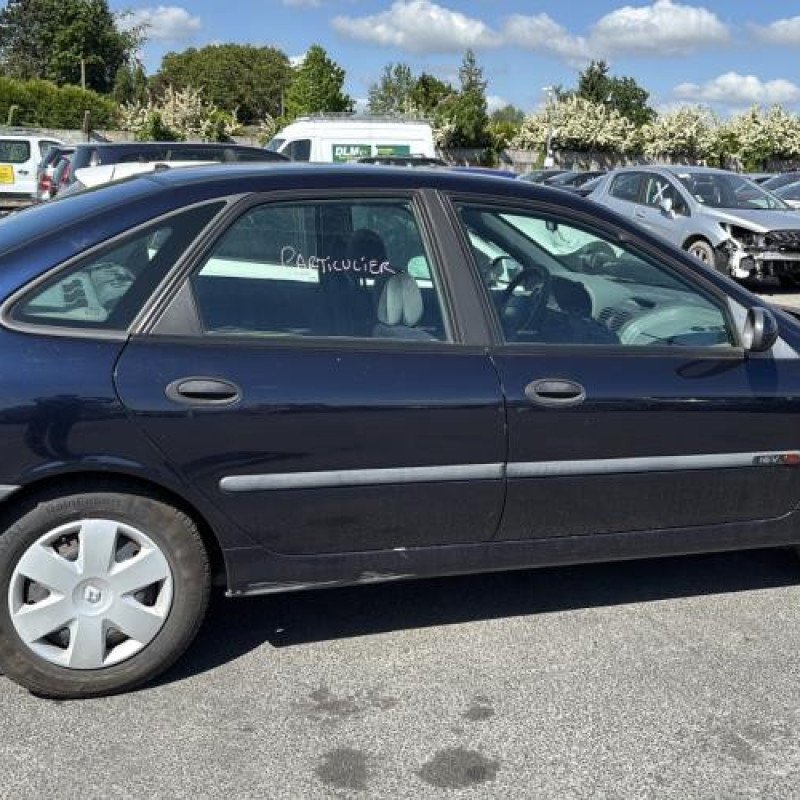 Retroviseur gauche RENAULT LAGUNA 1 Photo n°11