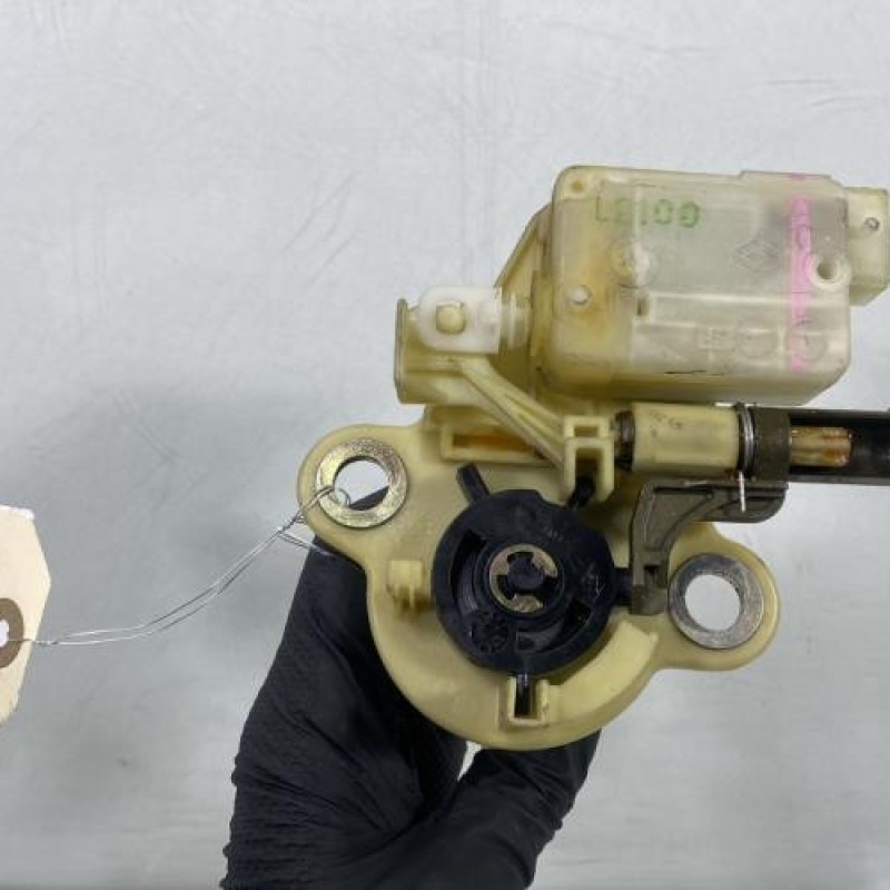 Bouton de coffre RENAULT LAGUNA 1 Photo n°3