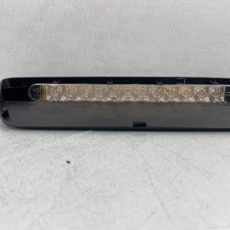 Feu arriere stop central RENAULT LAGUNA 1 Photo n°1