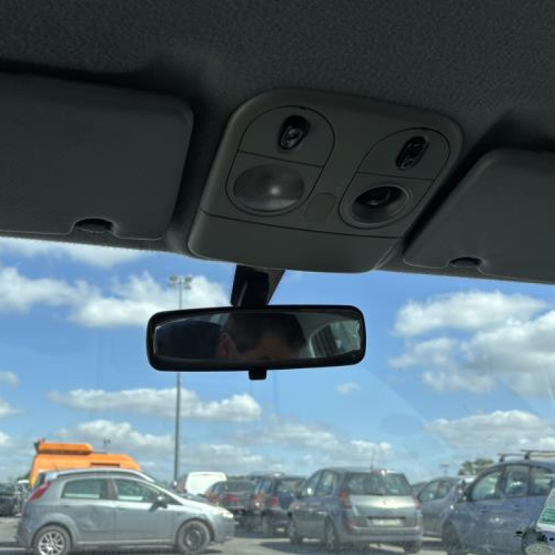 Feu arriere stop central RENAULT LAGUNA 1 Photo n°16