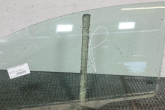 Vitre avant gauche VOLKSWAGEN FOX Photo n°1