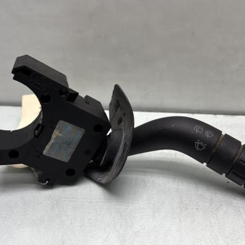 Commodo d'essuie glaces VOLKSWAGEN FOX Photo n°1