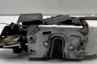 Serrure avant droit VOLKSWAGEN FOX Photo n°1