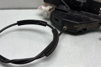 Serrure avant droit VOLKSWAGEN FOX