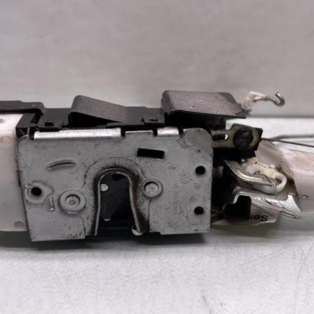 Serrure avant gauche VOLKSWAGEN FOX Photo n°1