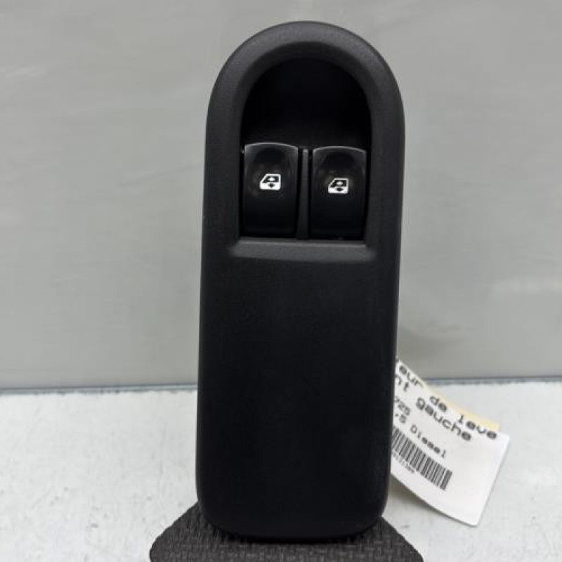 Interrupteur de leve vitre avant gauche RENAULT CLIO 3 Photo n°3