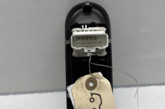 Interrupteur de leve vitre avant gauche RENAULT CLIO 3