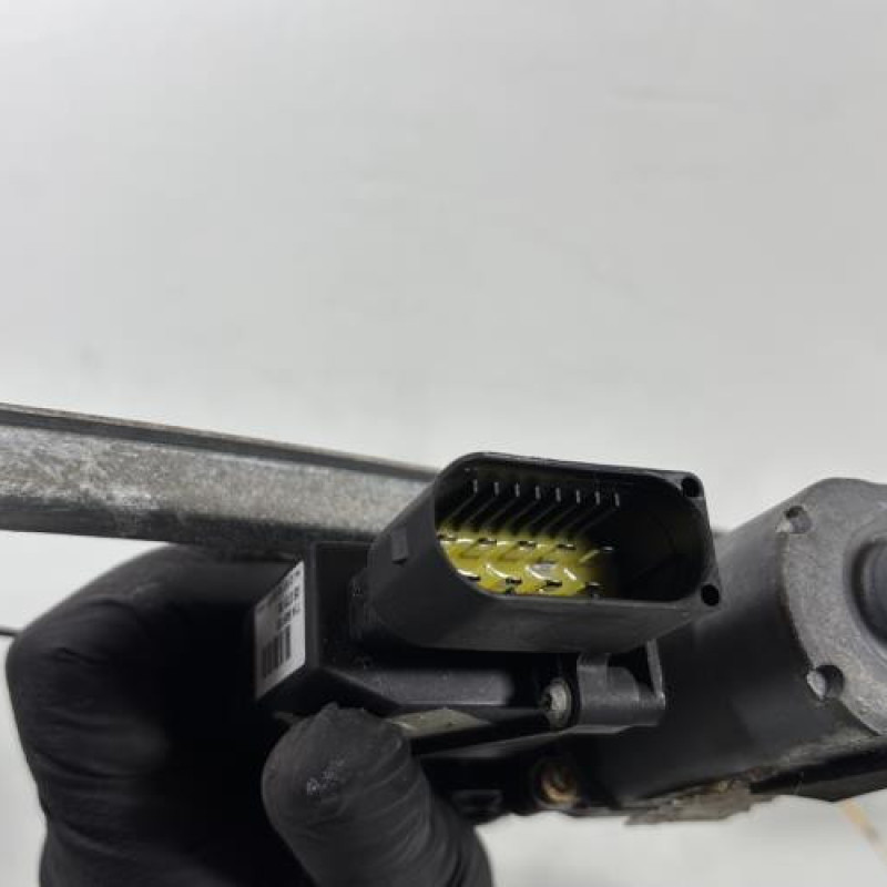 Leve vitre electrique arriere gauche MERCEDES CLASSE C 202 Photo n°7