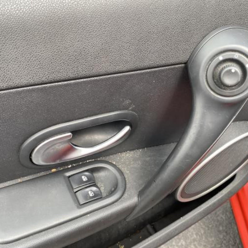 Porte arriere gauche RENAULT CLIO 3 Photo n°16