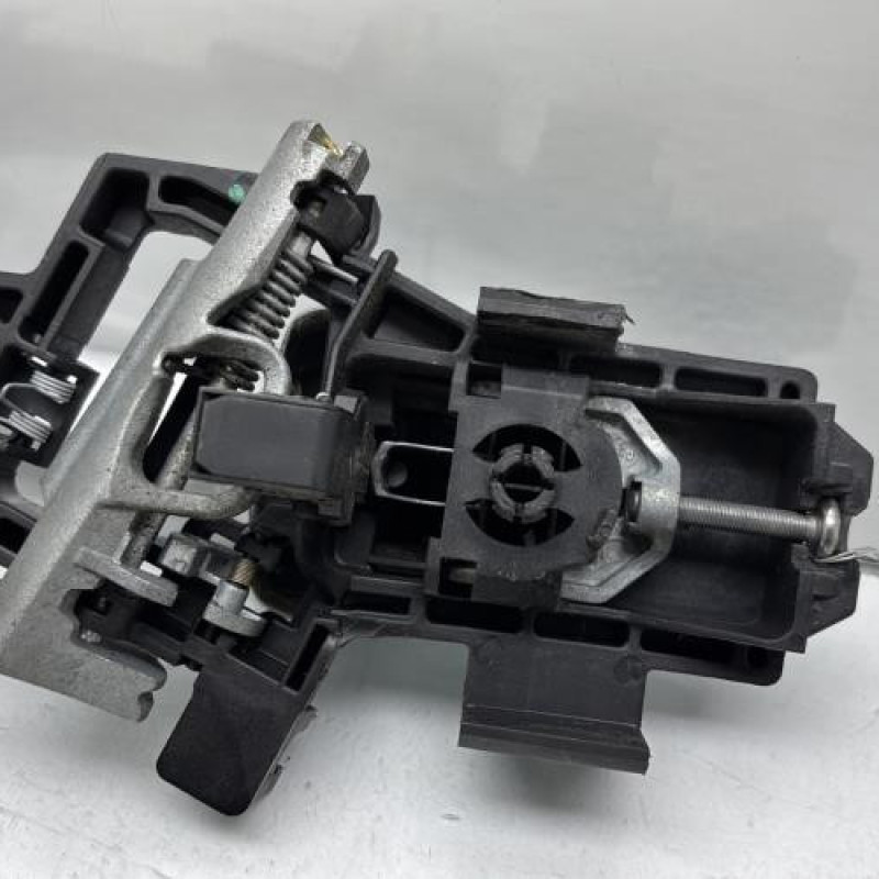 Poignee porte arriere gauche FORD FIESTA 6 Photo n°4