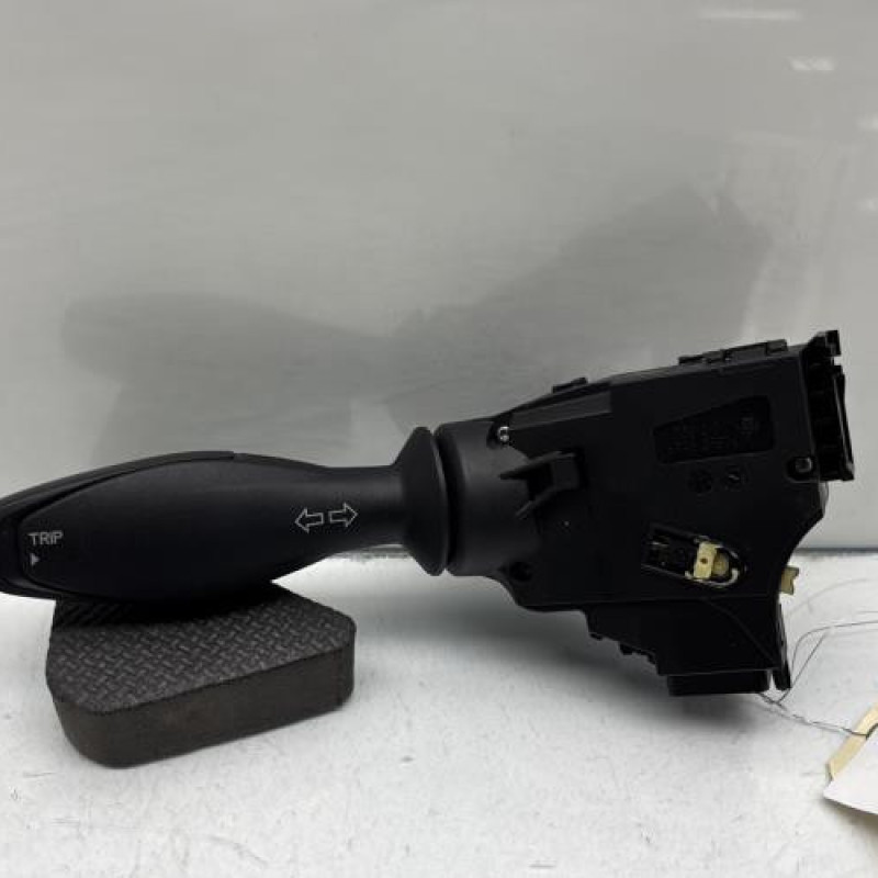 Commodo phare FORD FIESTA 6 Photo n°1