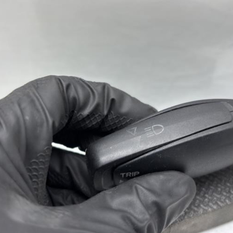 Commodo phare FORD FIESTA 6 Photo n°3