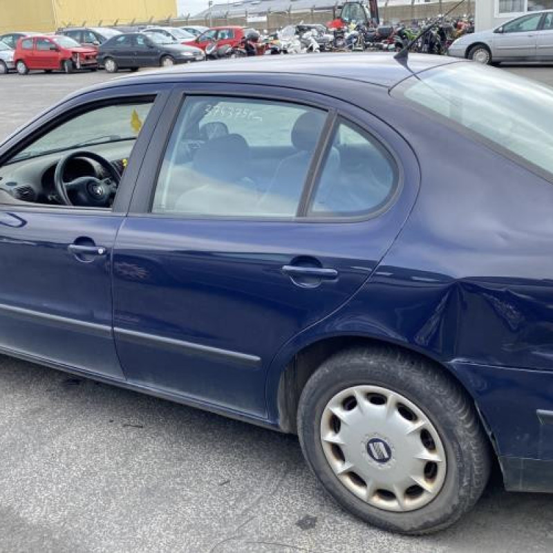 Porte avant gauche SEAT TOLEDO 2 Photo n°13