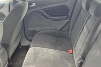 Pompe de direction FORD FOCUS 2