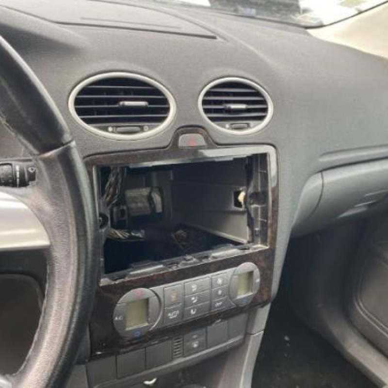 Pompe de direction FORD FOCUS 2 Photo n°19