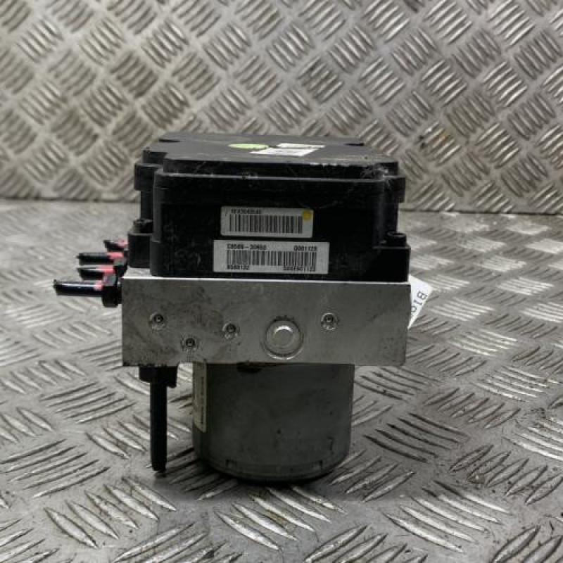 Bloc ABS (freins anti-blocage) HYUNDAI I 20 2 Photo n°1