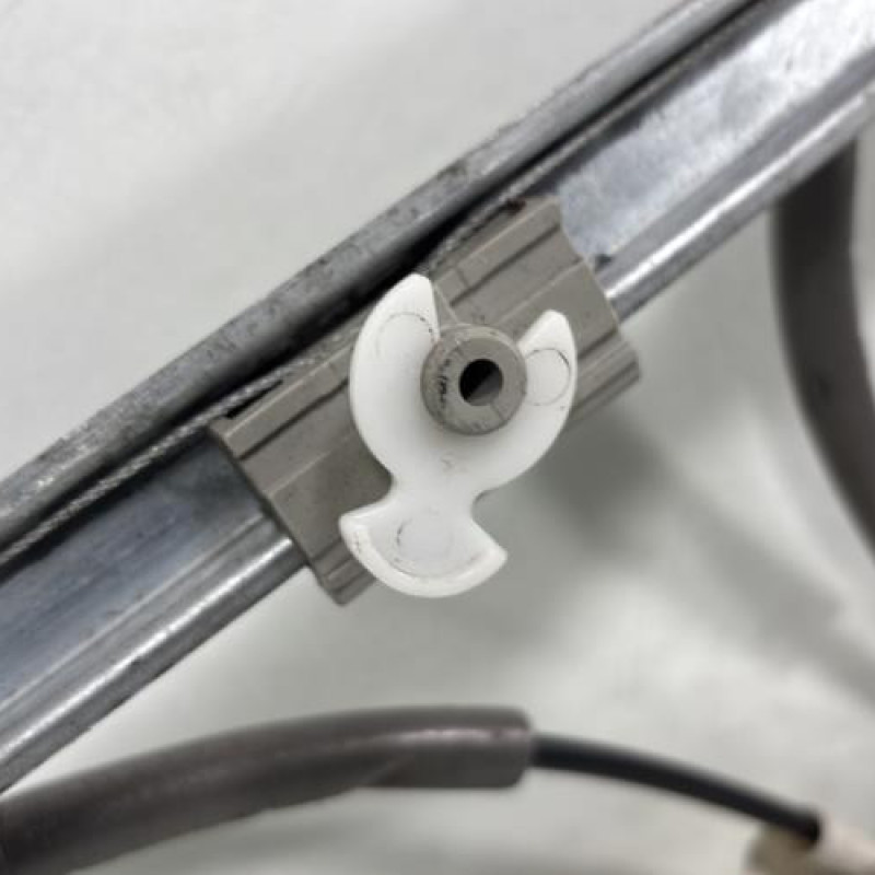 Leve vitre electrique avant gauche PEUGEOT 306 Photo n°3