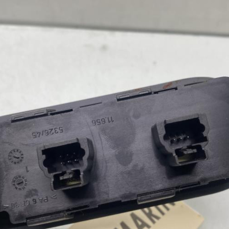 Interrupteur de leve vitre avant gauche CITROEN C5 1 Photo n°4