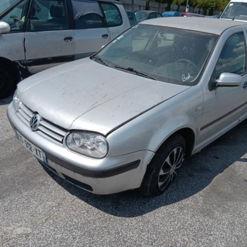 Calandre VOLKSWAGEN GOLF 4 Photo n°6